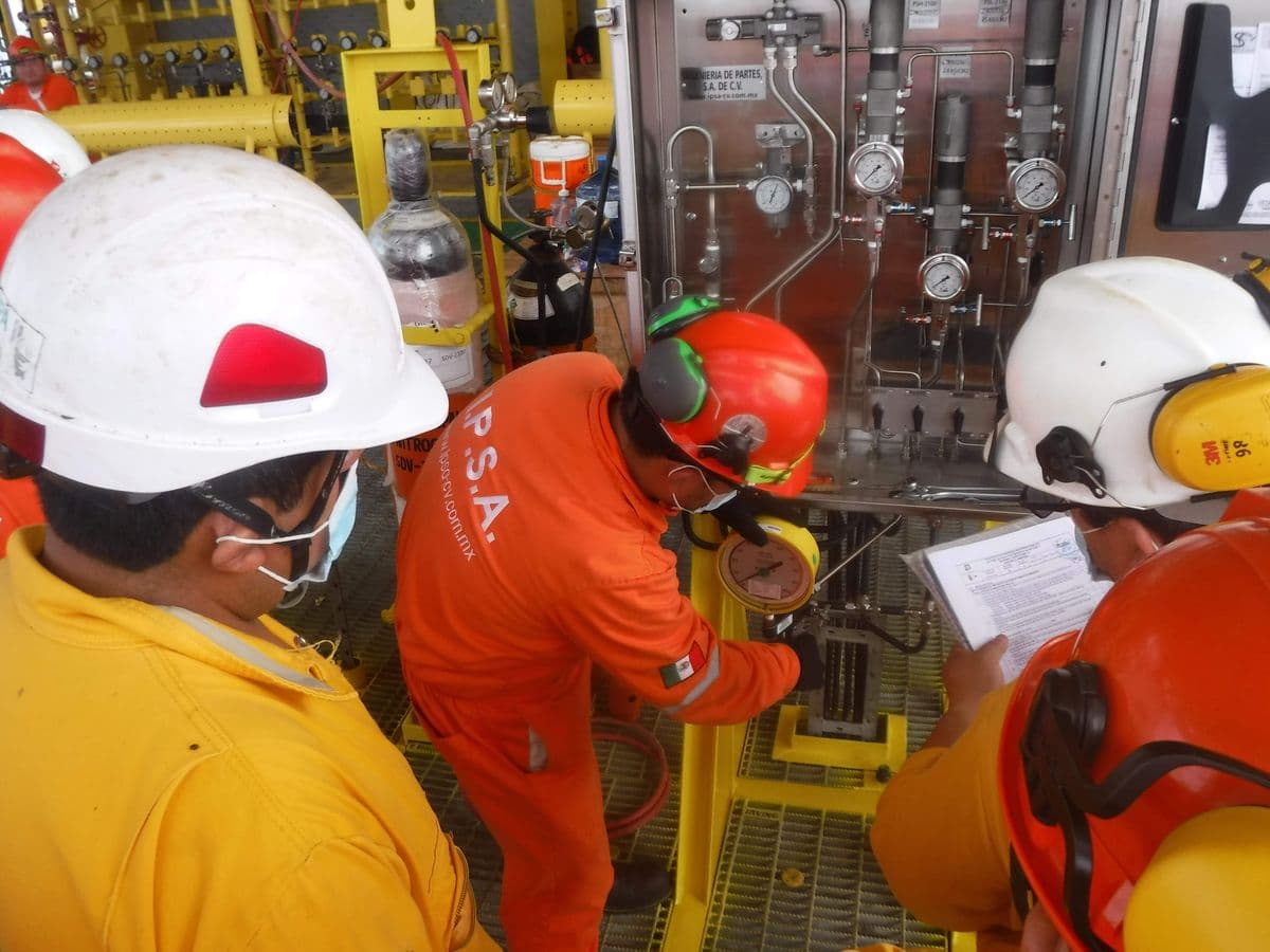 Válvulas y Controles para Servicio Severo